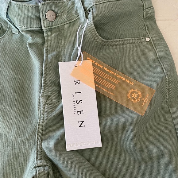 NWT Risen Distressed Subtle High Rise 11 Olive - Picture 4 of 8